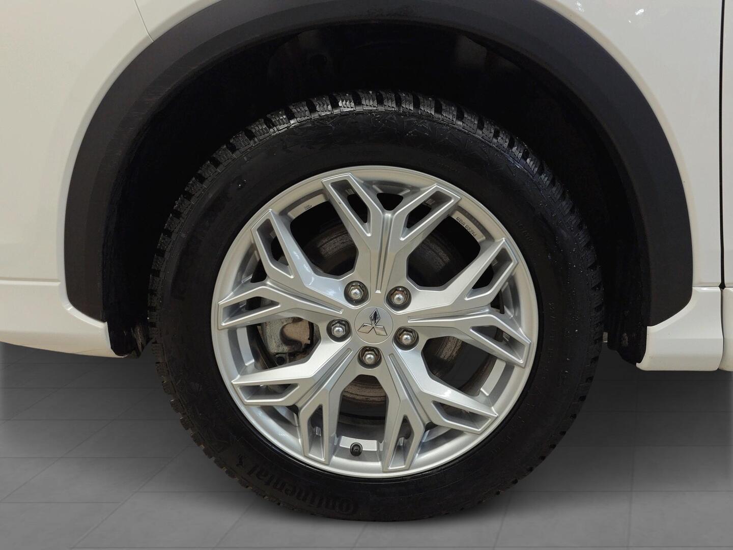 MITSUBISHI Eclipse Cross 2023