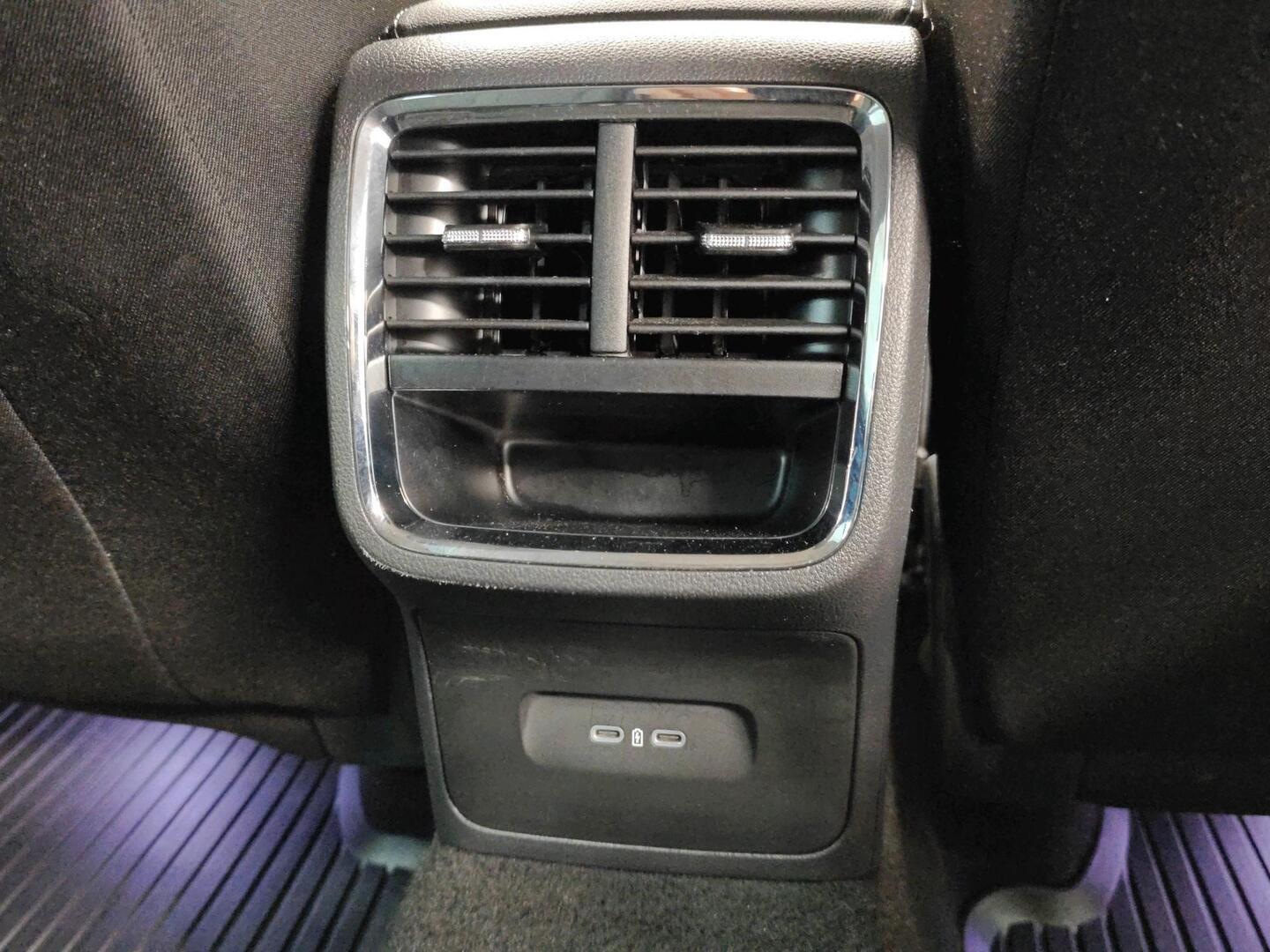 SKODA Octavia 2023