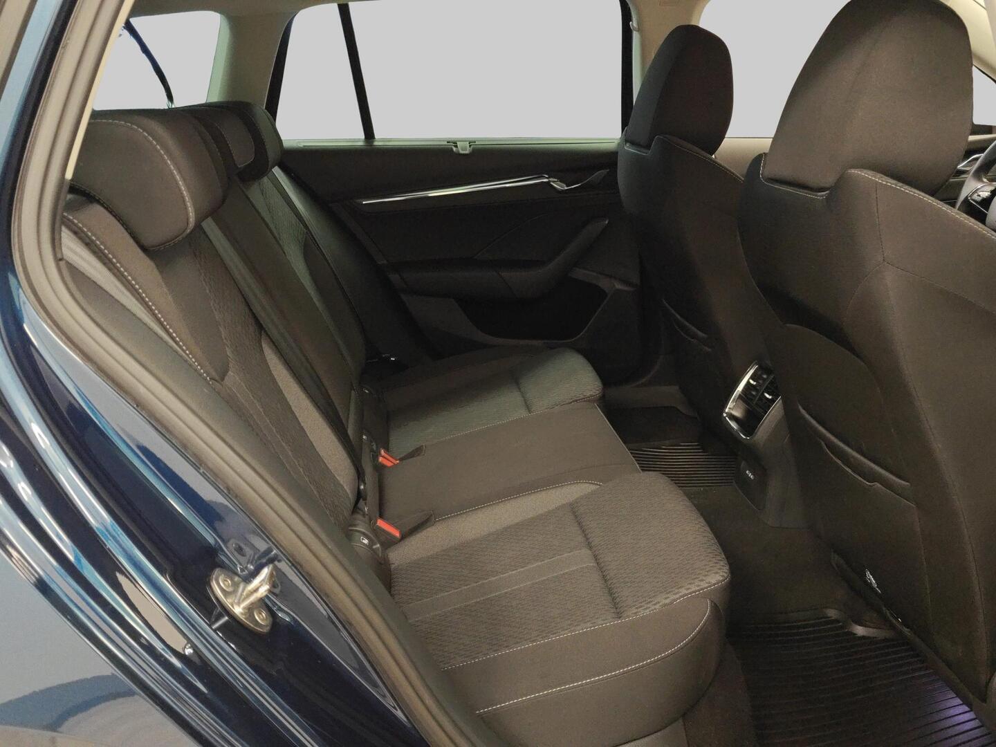 SKODA Octavia 2023