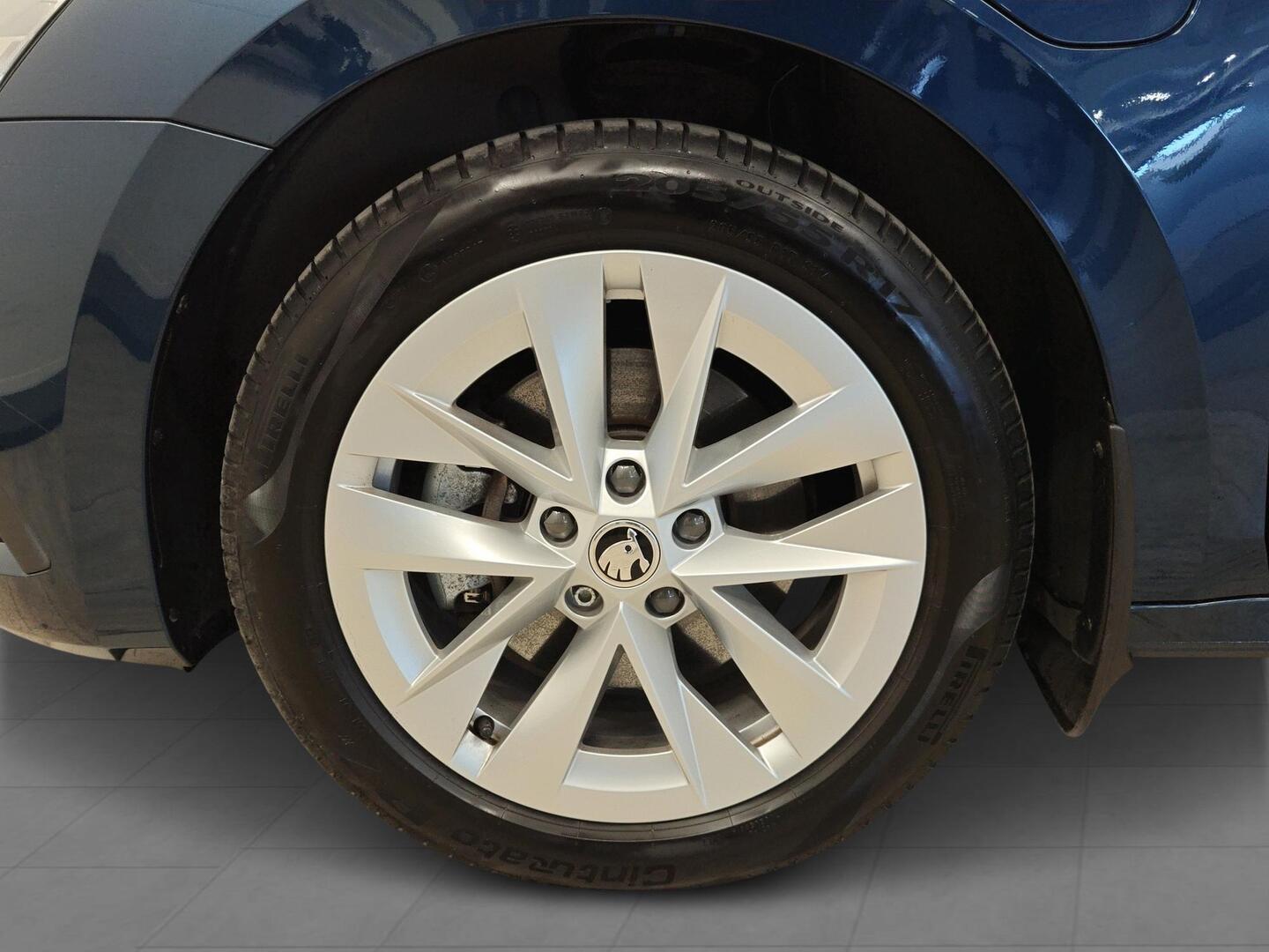 SKODA Octavia 2023