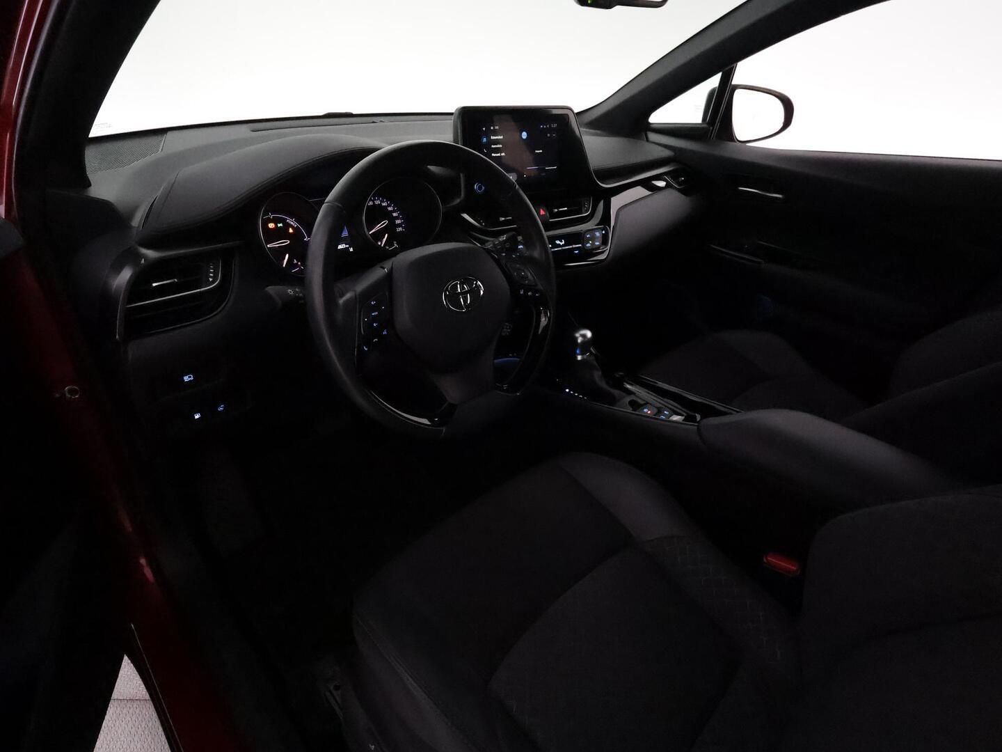 TOYOTA C-HR 2023