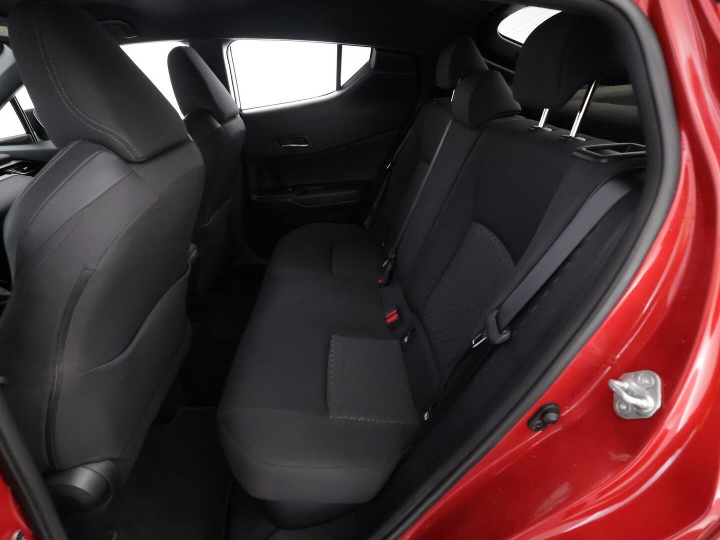 TOYOTA C-HR 2023