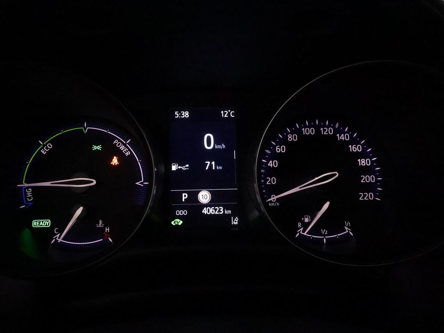 TOYOTA C-HR 2023