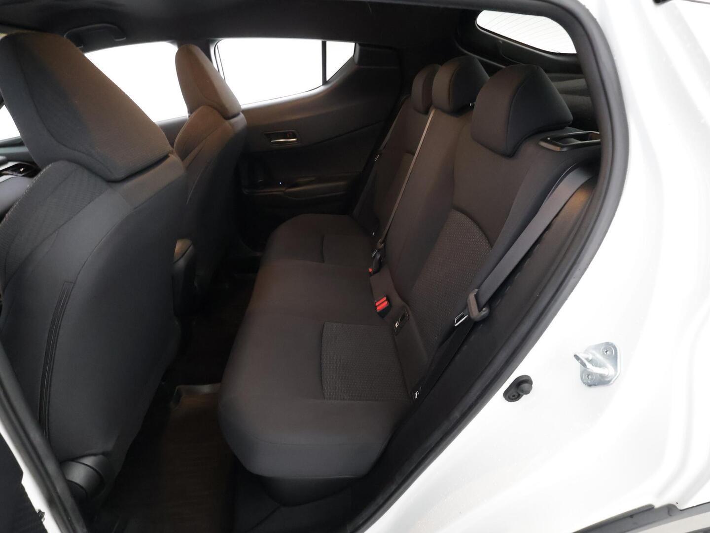 TOYOTA C-HR 2019