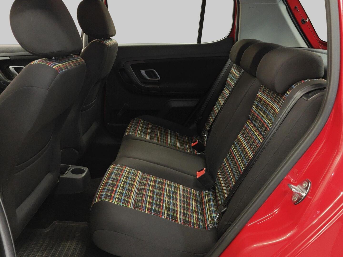 SKODA Fabia 2013