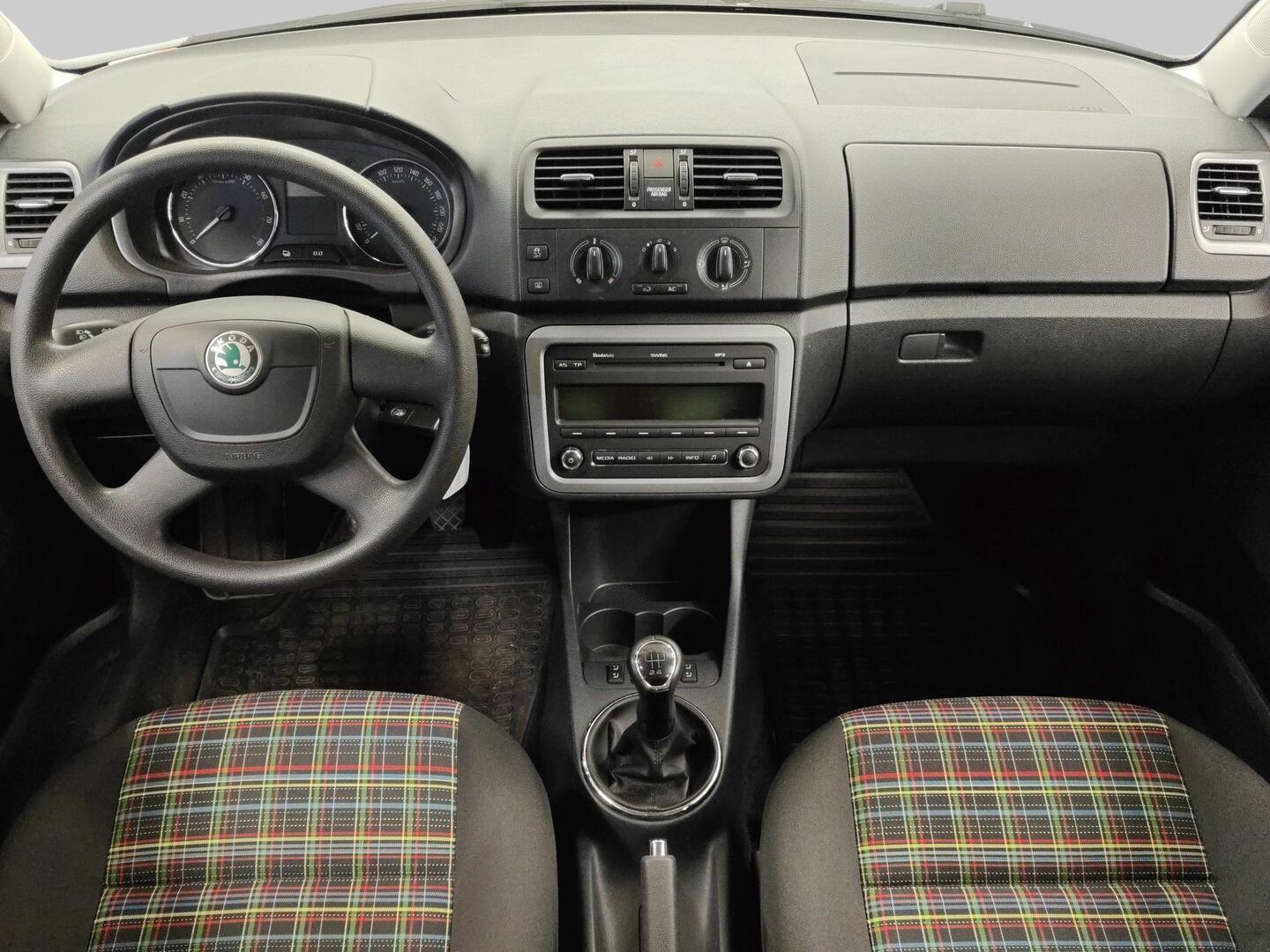 SKODA Fabia 2013