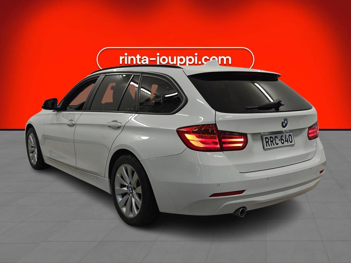 BMW 318 2013