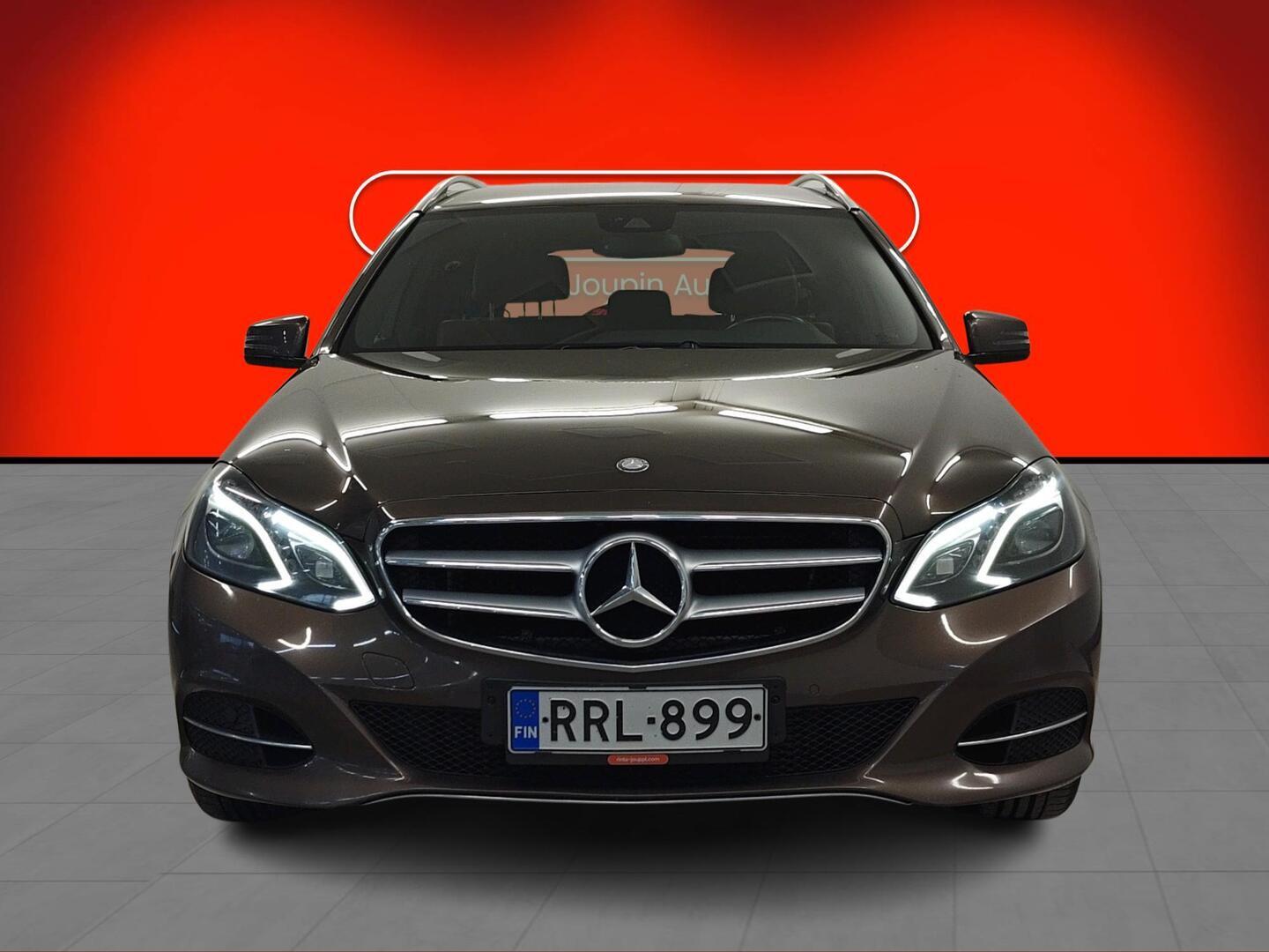 MERCEDES-BENZ E 2013