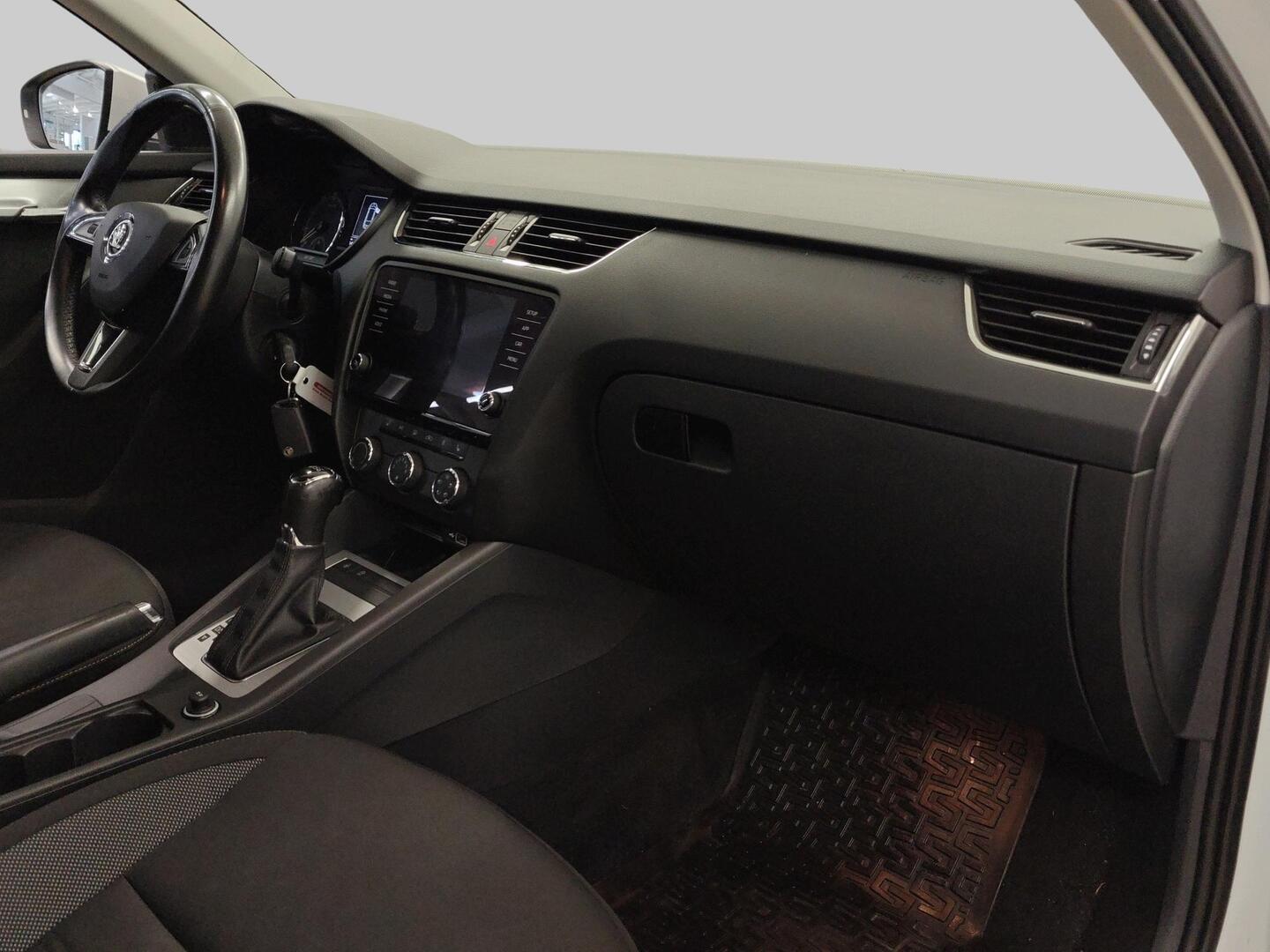 SKODA OCTAVIA 2019