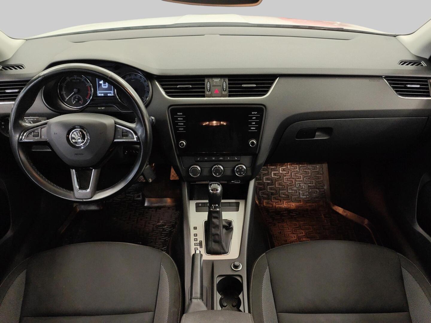 SKODA OCTAVIA 2019