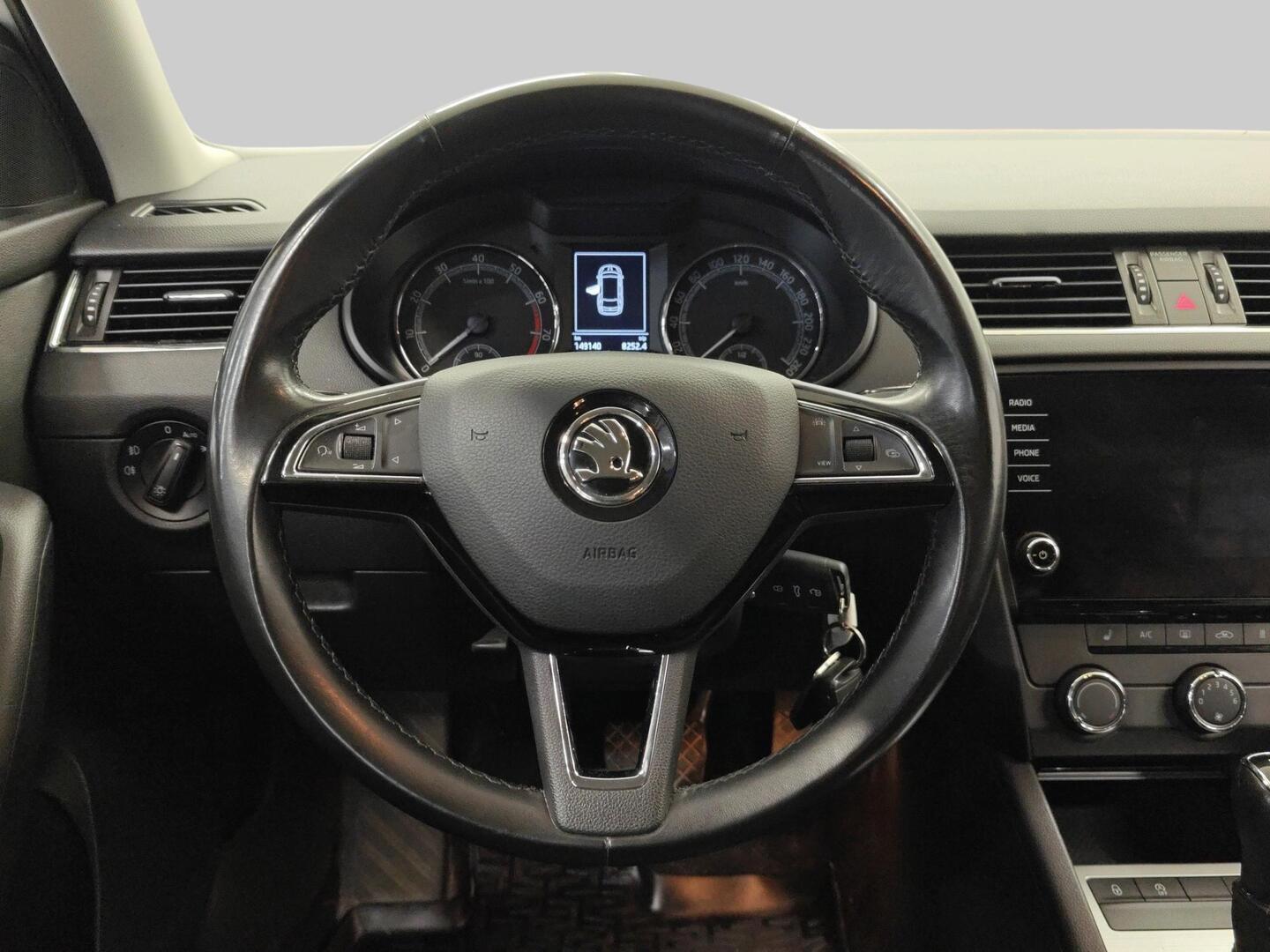 SKODA OCTAVIA 2019
