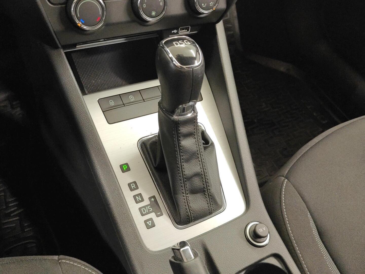 SKODA OCTAVIA 2019