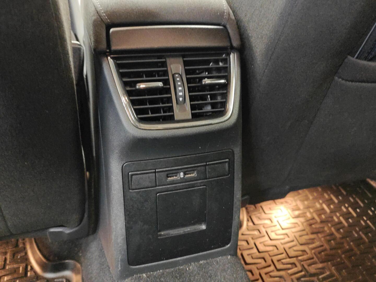 SKODA OCTAVIA 2019
