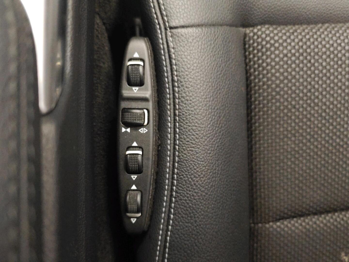 MERCEDES-BENZ E 2015