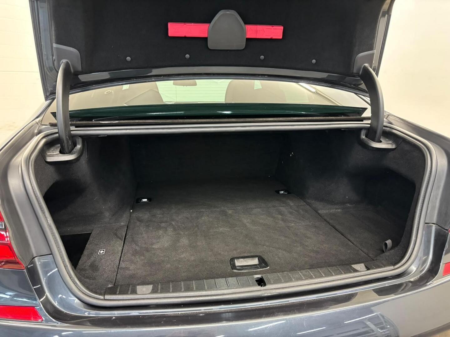 BMW 740 2017