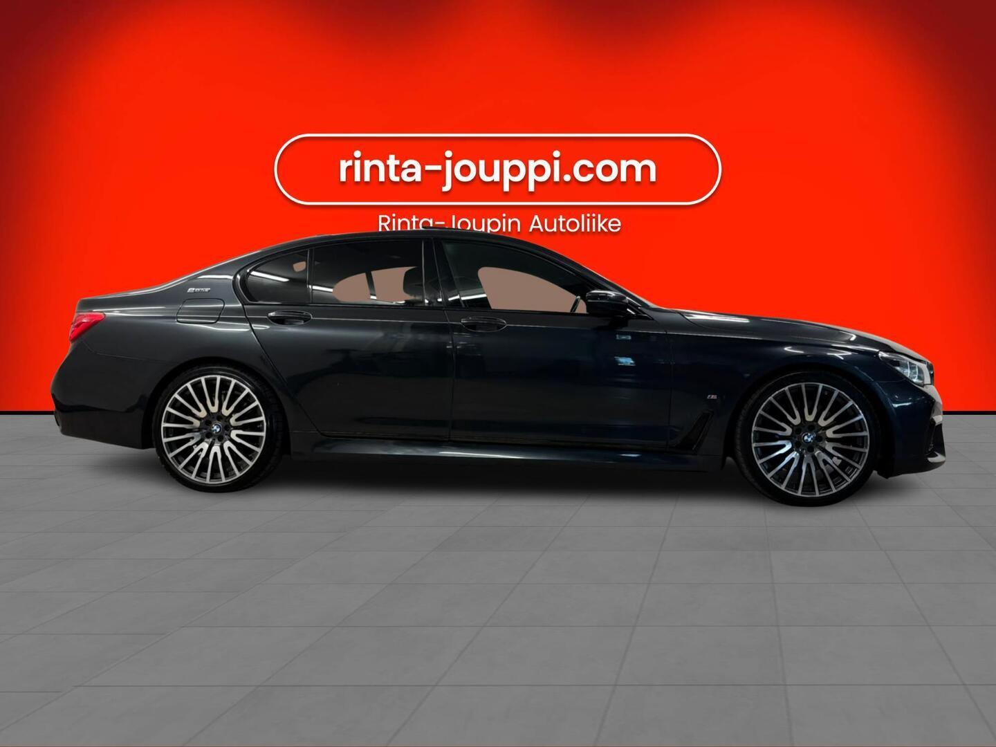 BMW 740 2017