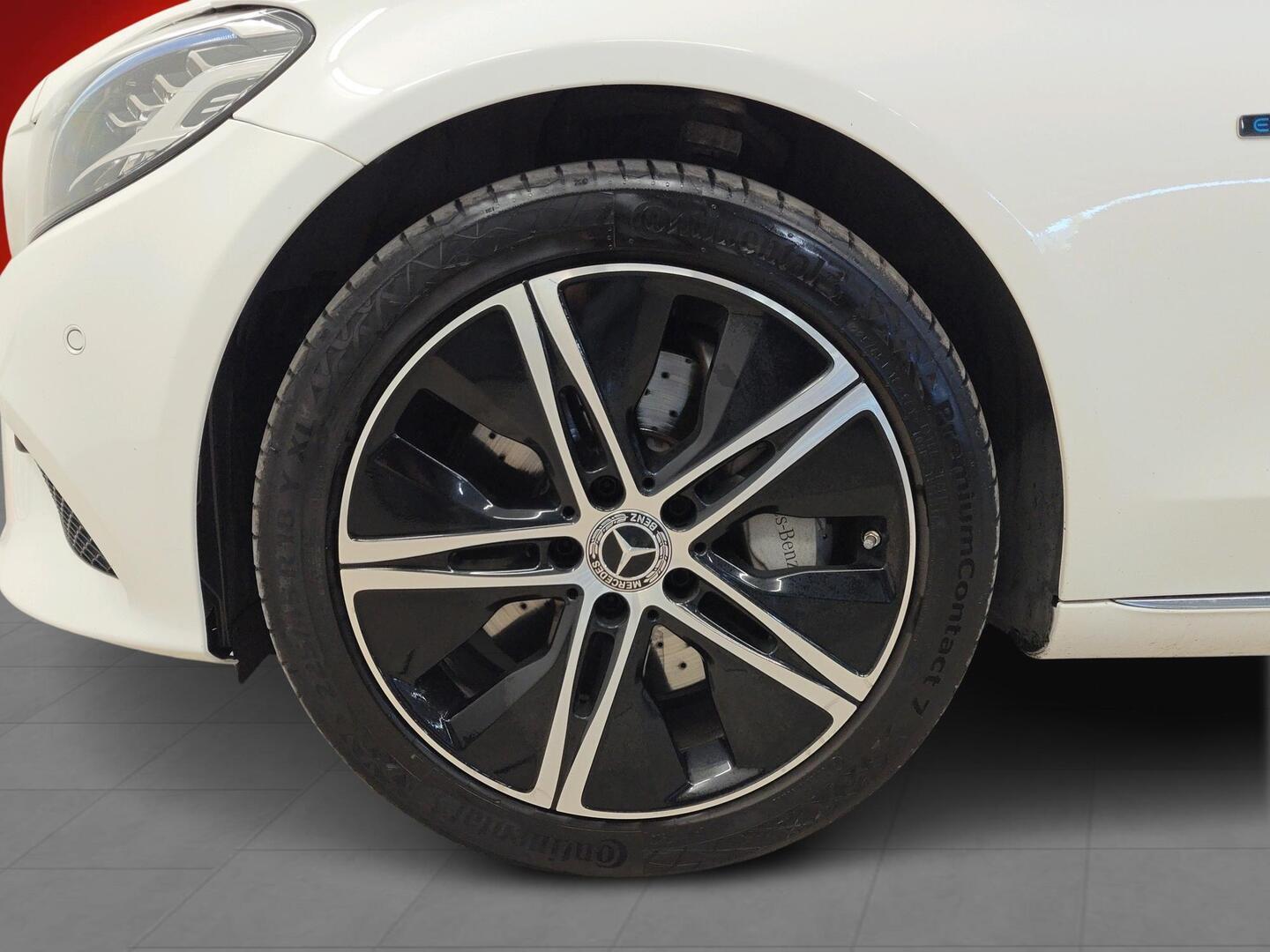 MERCEDES-BENZ C 2020