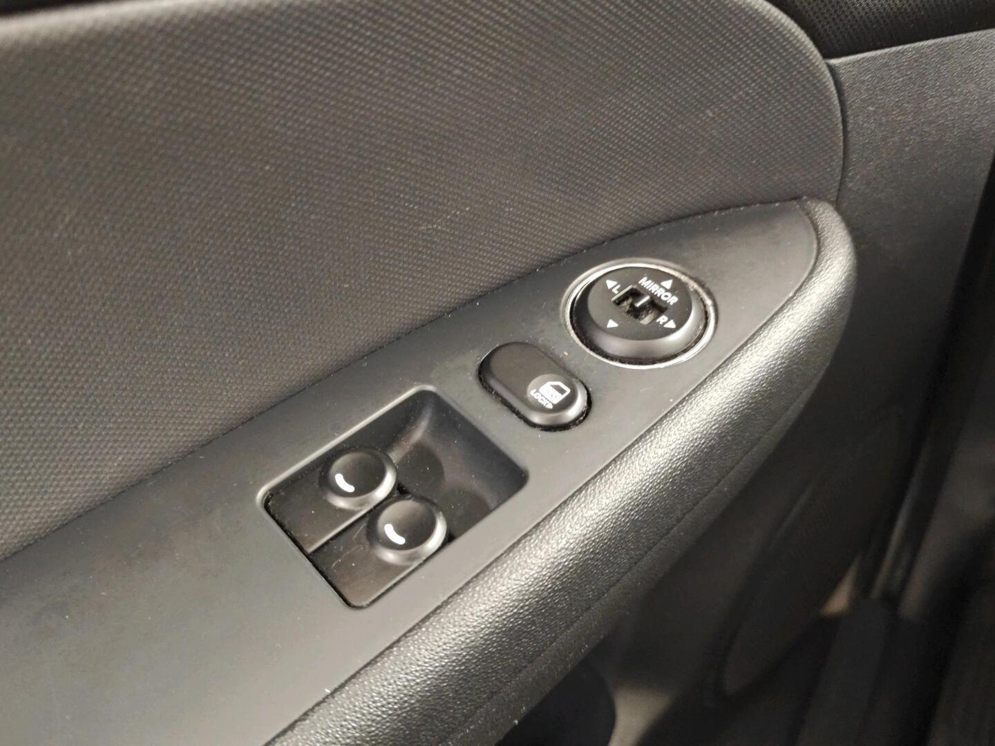 HYUNDAI i30 2010