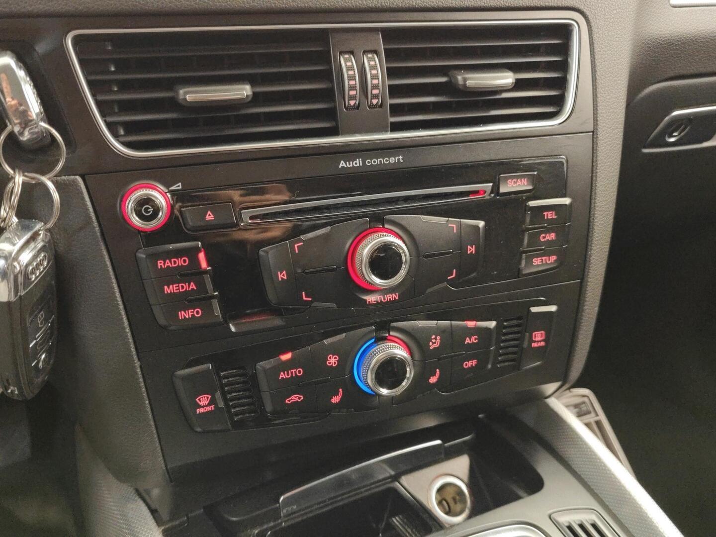 AUDI Q5 2015