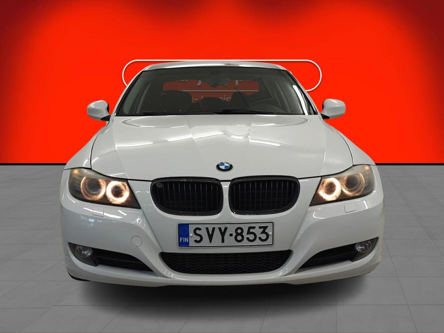 BMW 320 2010