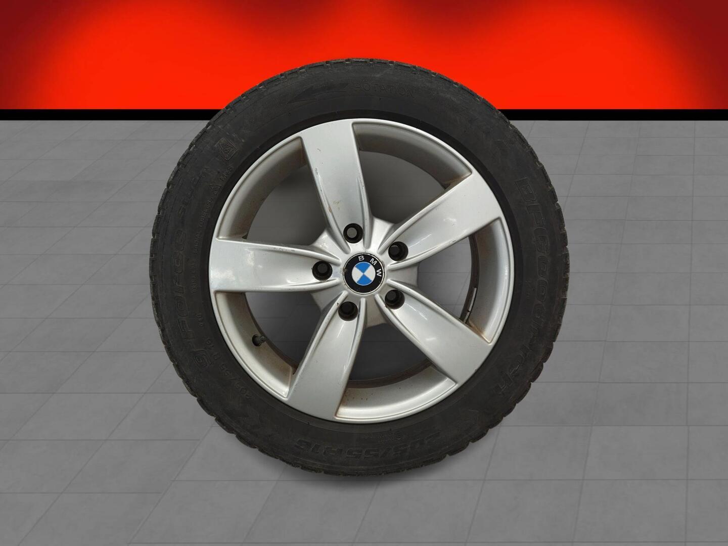 BMW 320 2010