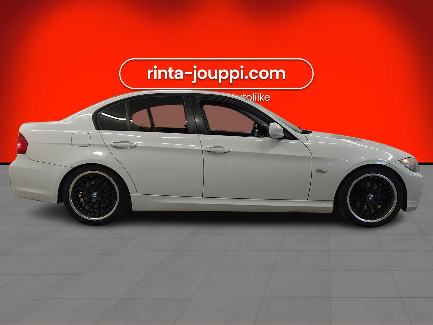 BMW 320 2010