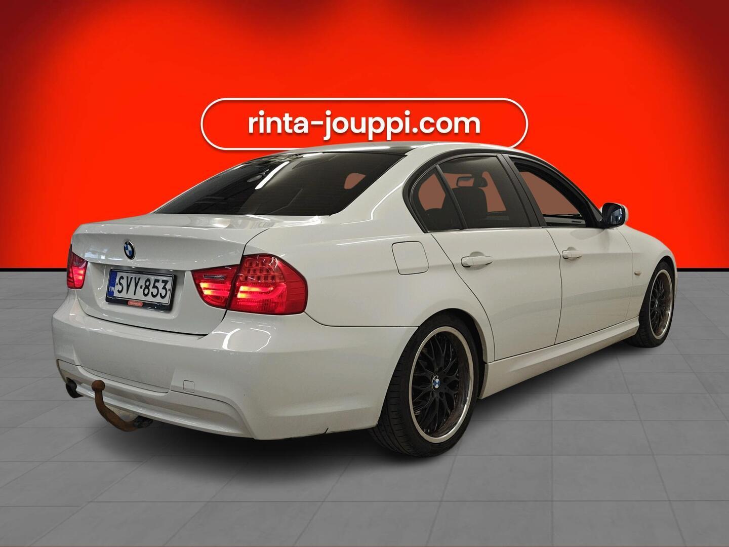 BMW 320 2010