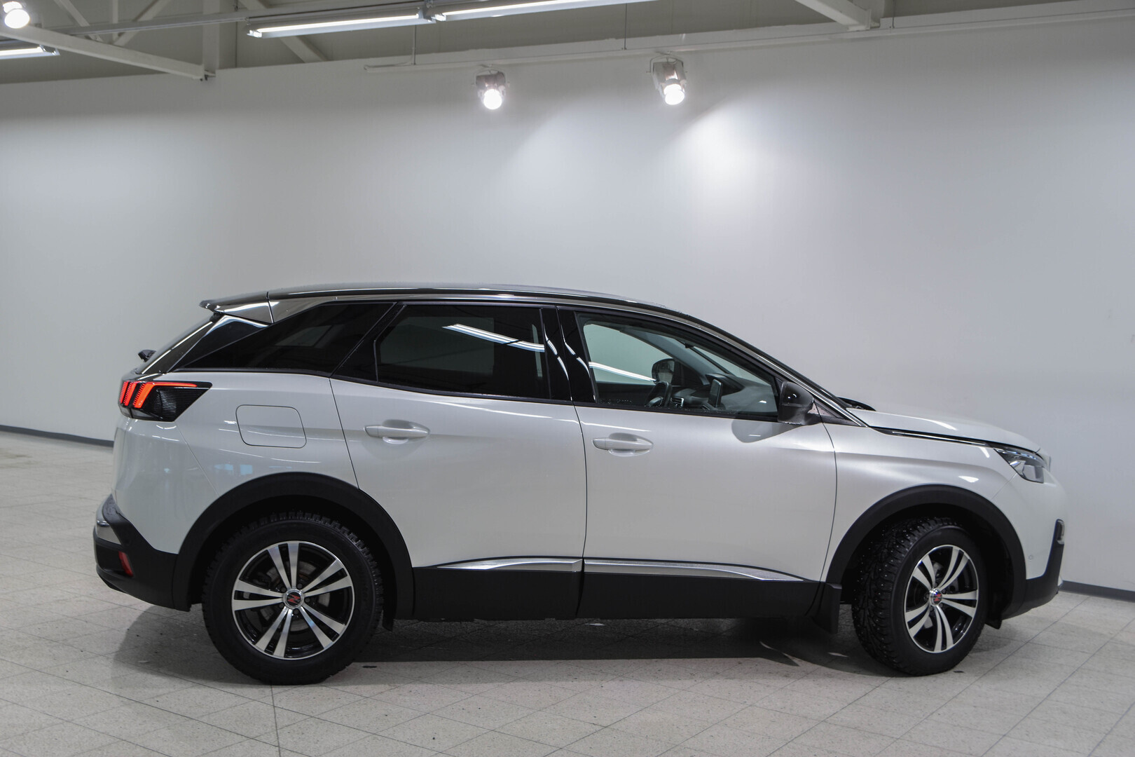 PEUGEOT 3008 2019