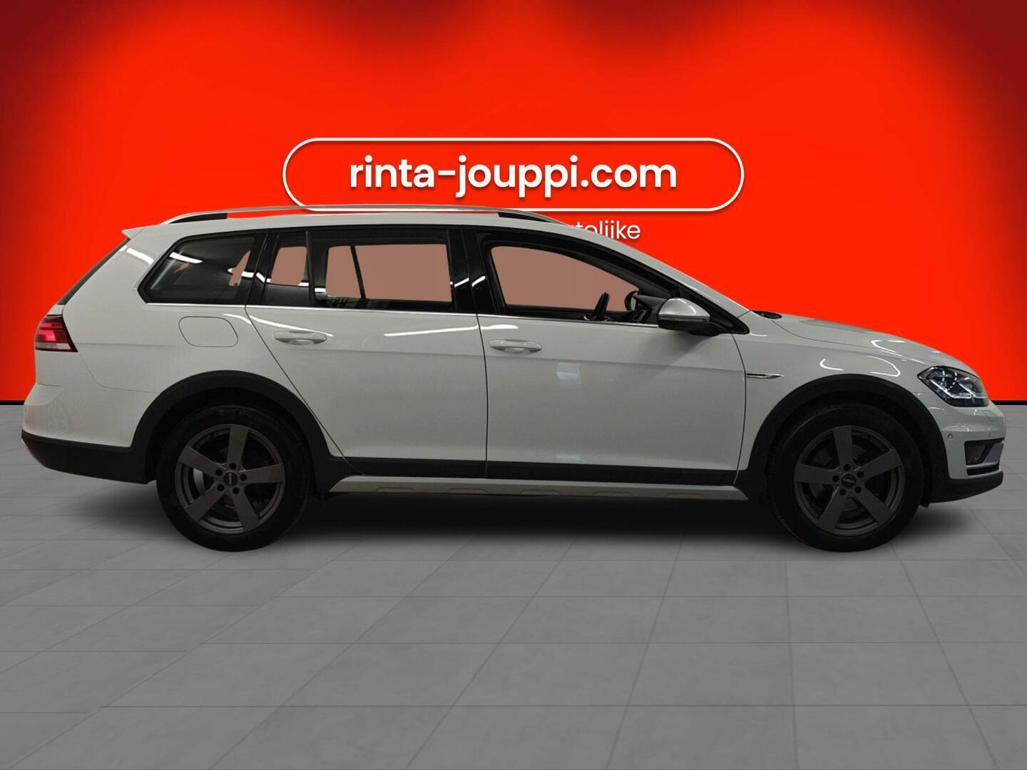 VOLKSWAGEN Golf 2020