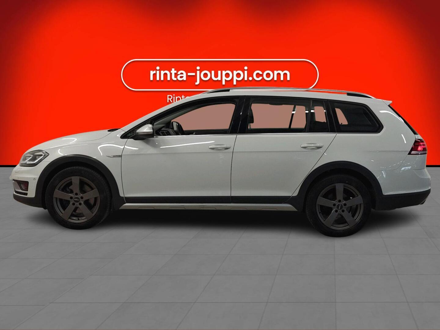 VOLKSWAGEN Golf 2020