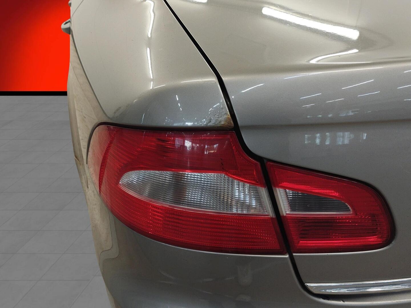 SKODA Superb 2010