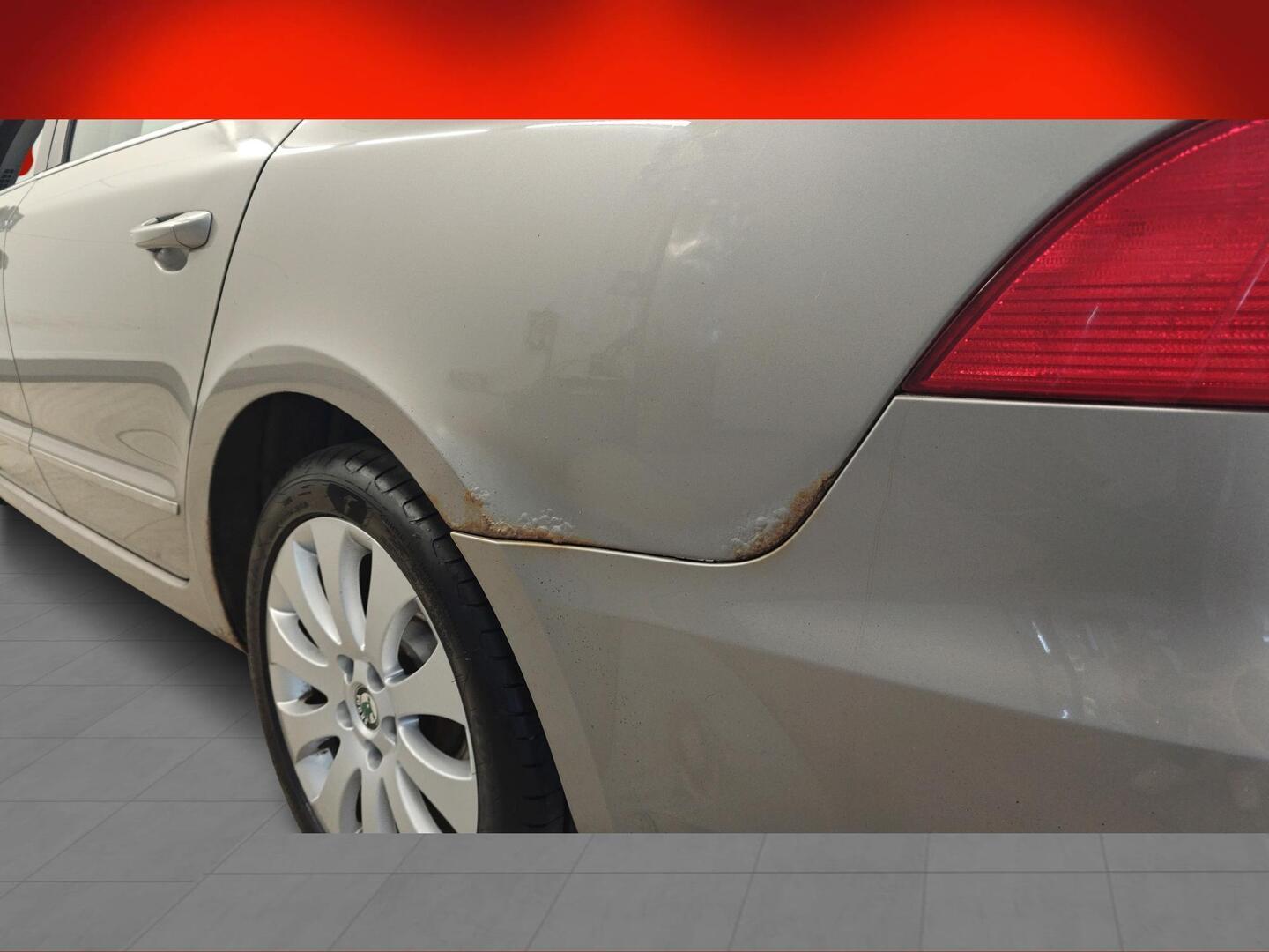 SKODA Superb 2010