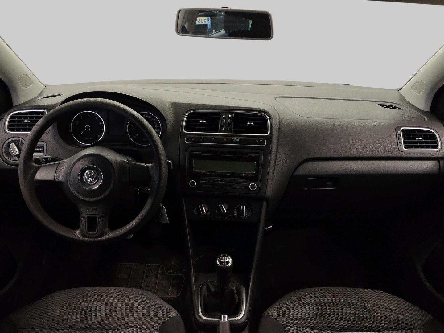 VOLKSWAGEN Polo 2010
