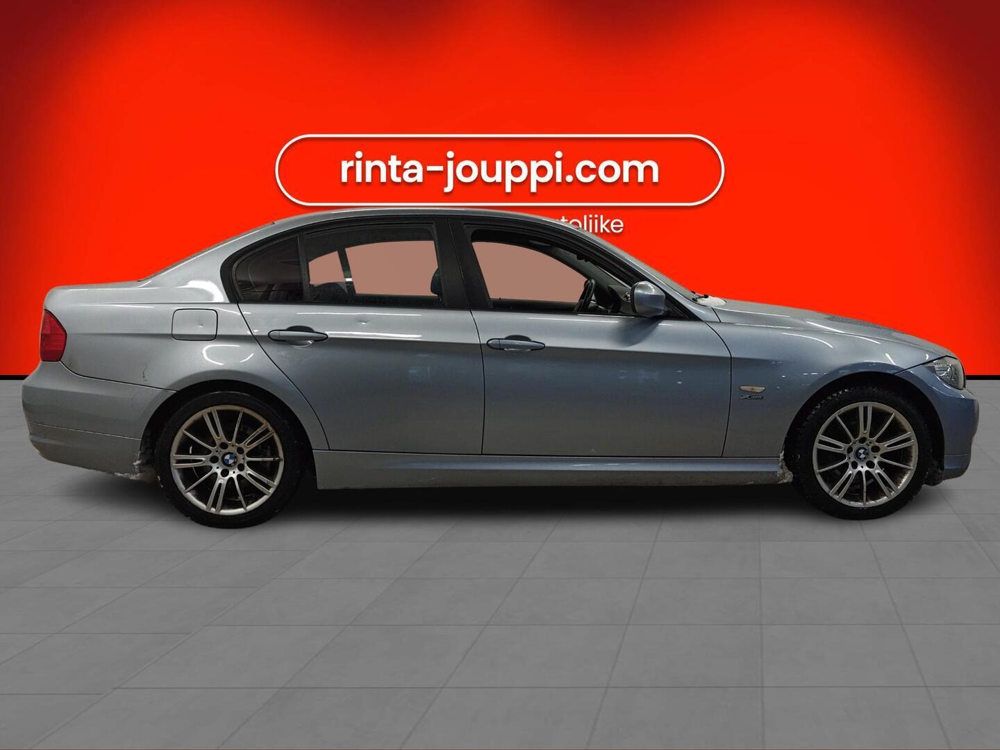 BMW 320 2011