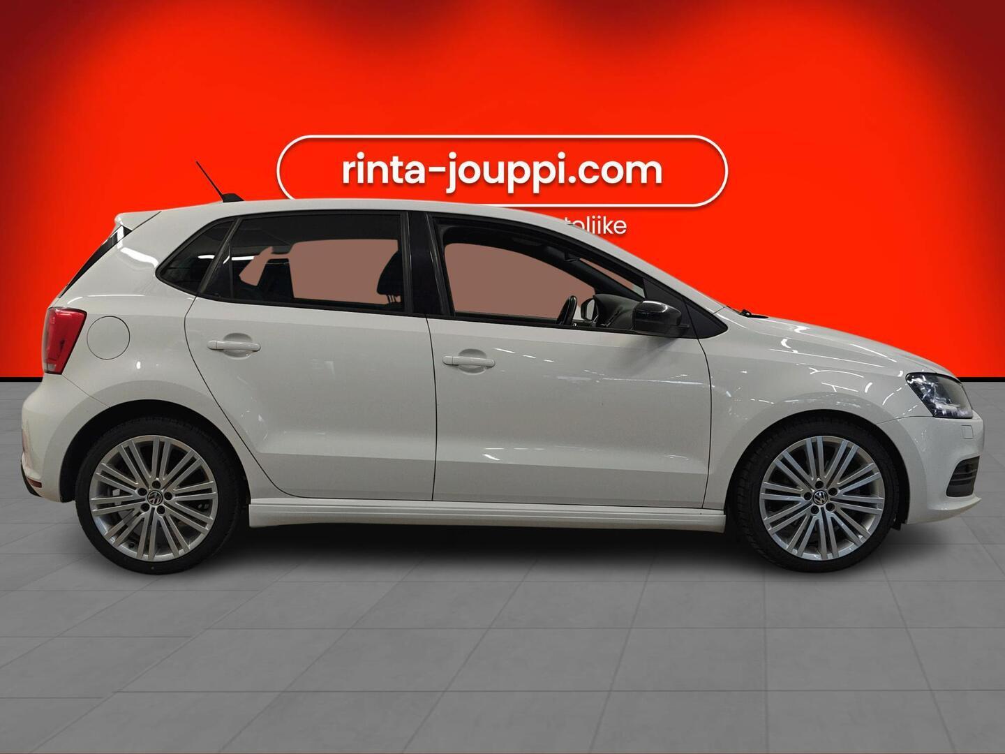 VOLKSWAGEN Polo 2014