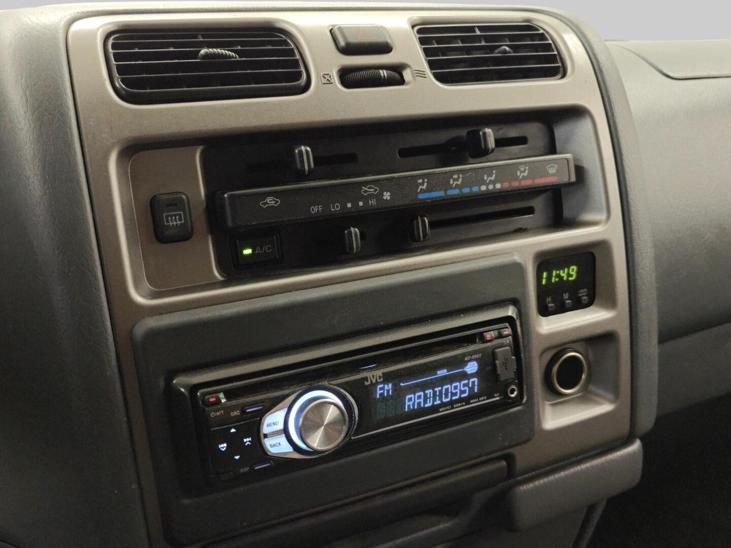 TOYOTA Hiace 2010