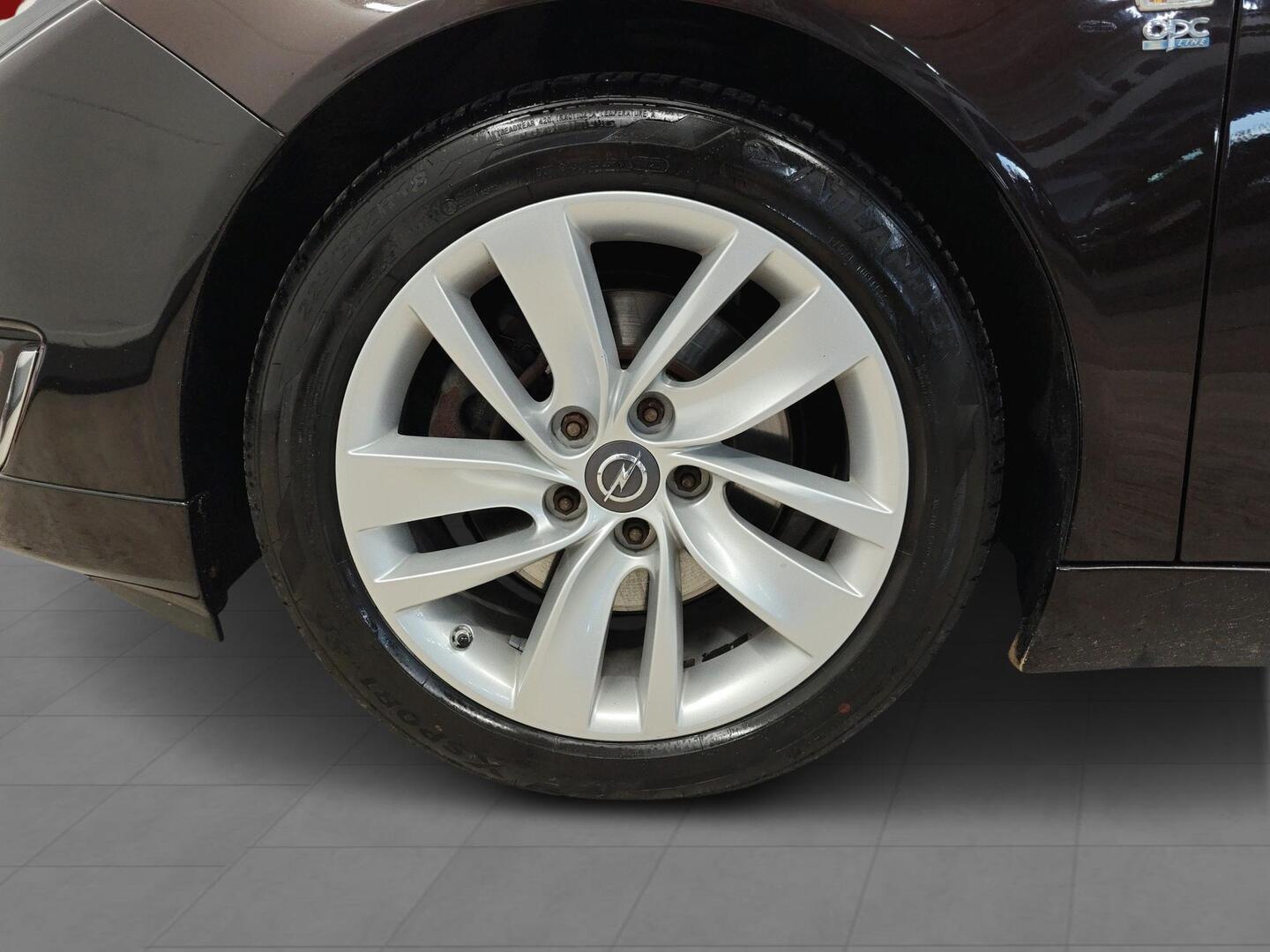 OPEL Insignia 2014