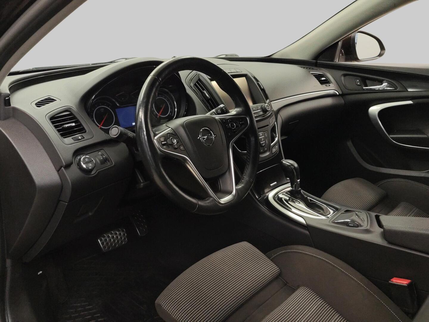 OPEL Insignia 2014
