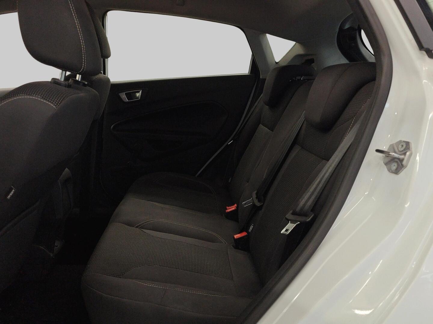 FORD Fiesta 2016