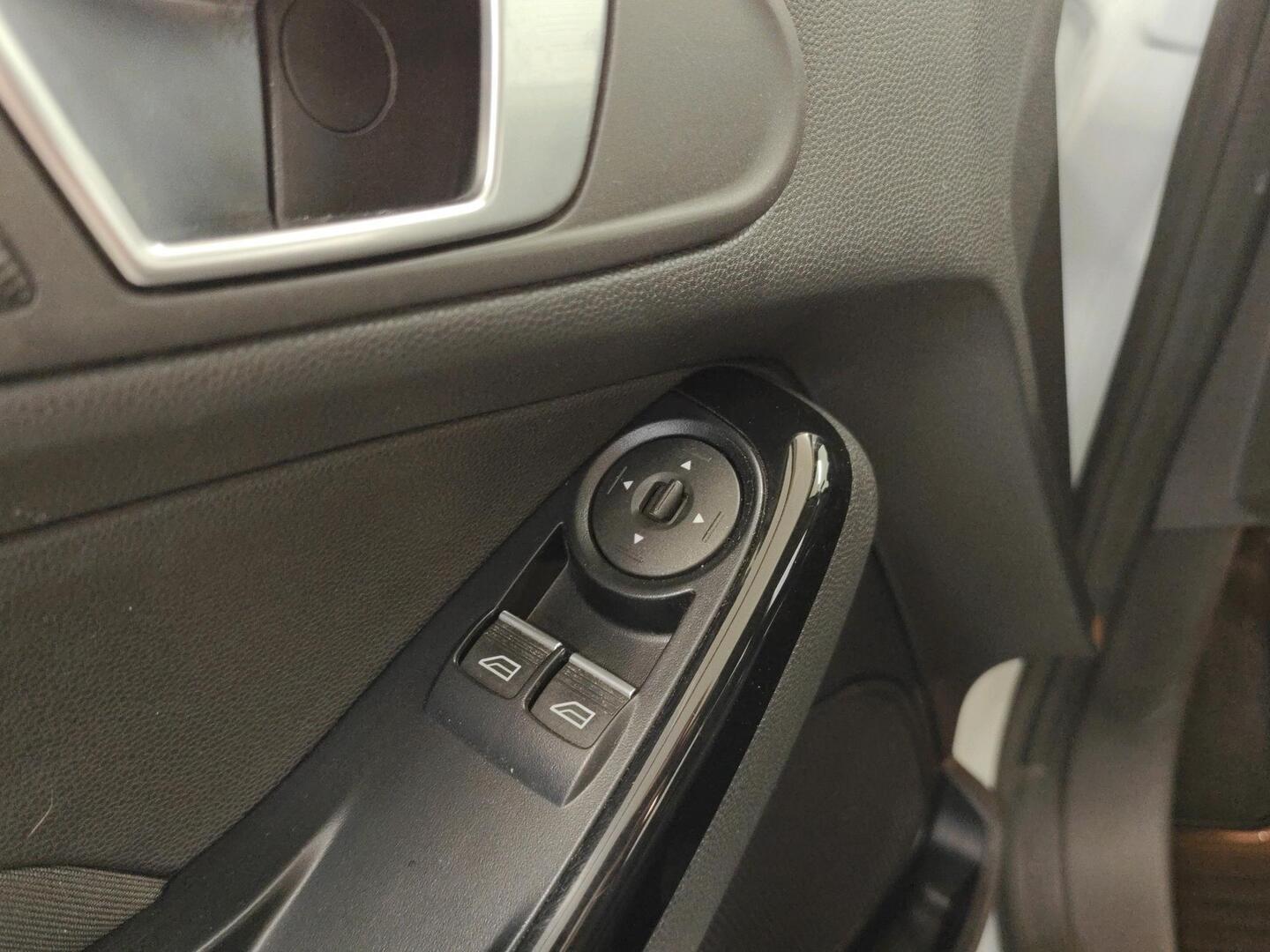 FORD Fiesta 2016