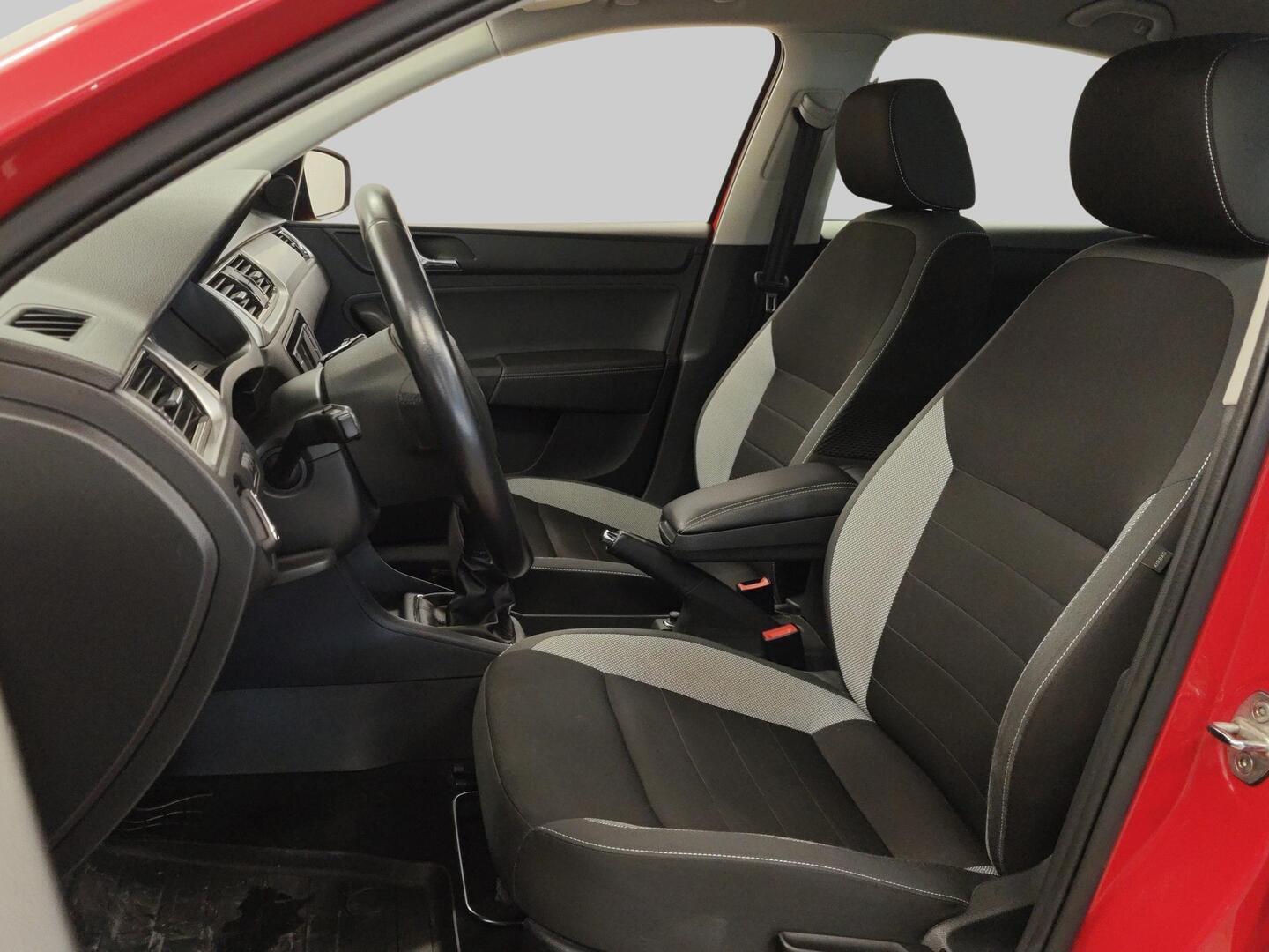 SKODA Rapid 2016
