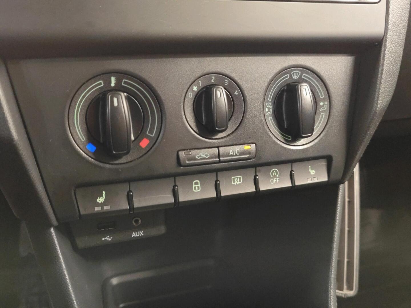 SKODA Rapid 2016