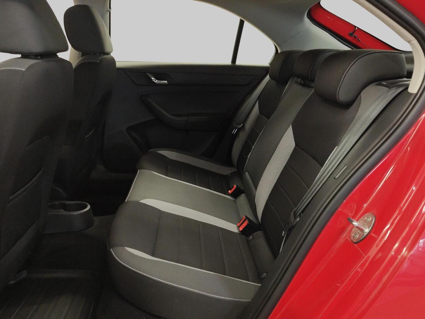 SKODA Rapid 2016