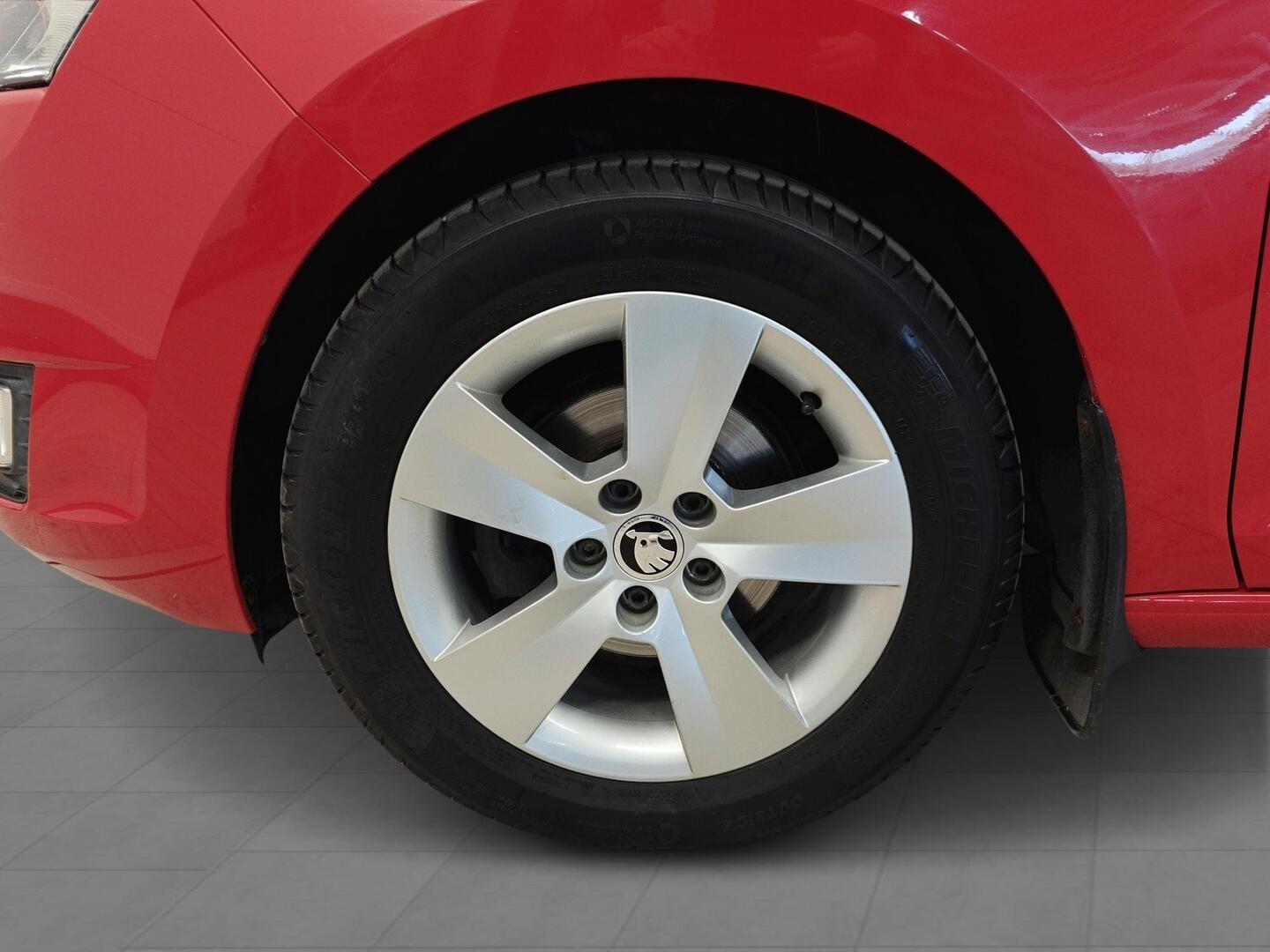SKODA Rapid 2016