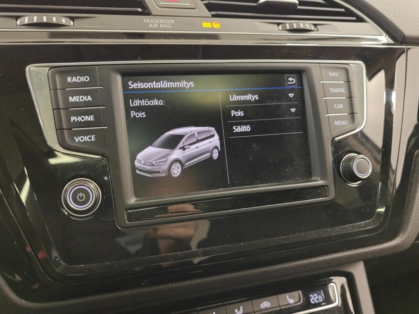 VOLKSWAGEN Touran 2017