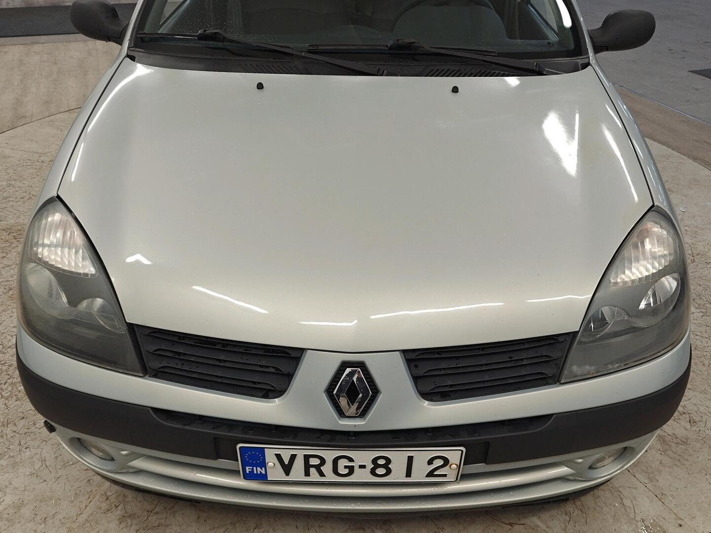 RENAULT Clio 2005
