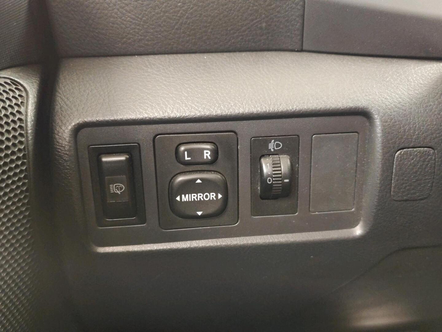 TOYOTA Corolla Verso 2006