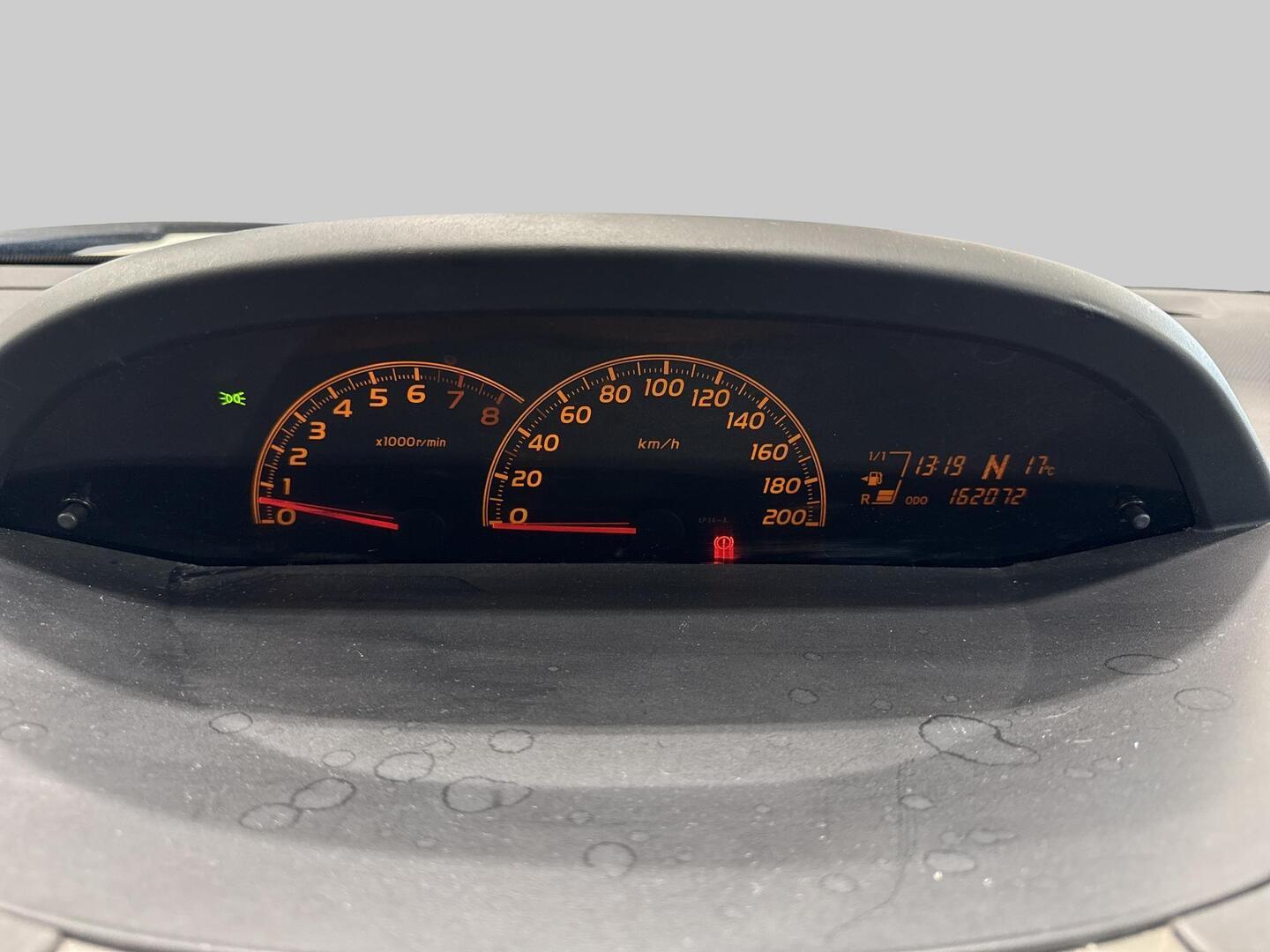 TOYOTA Yaris 2011