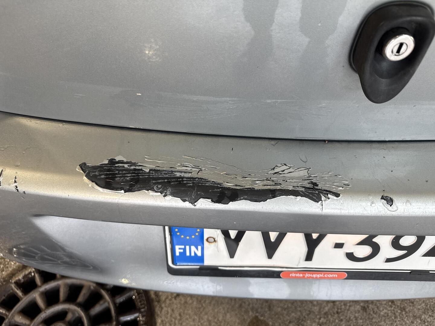 TOYOTA Yaris 2011