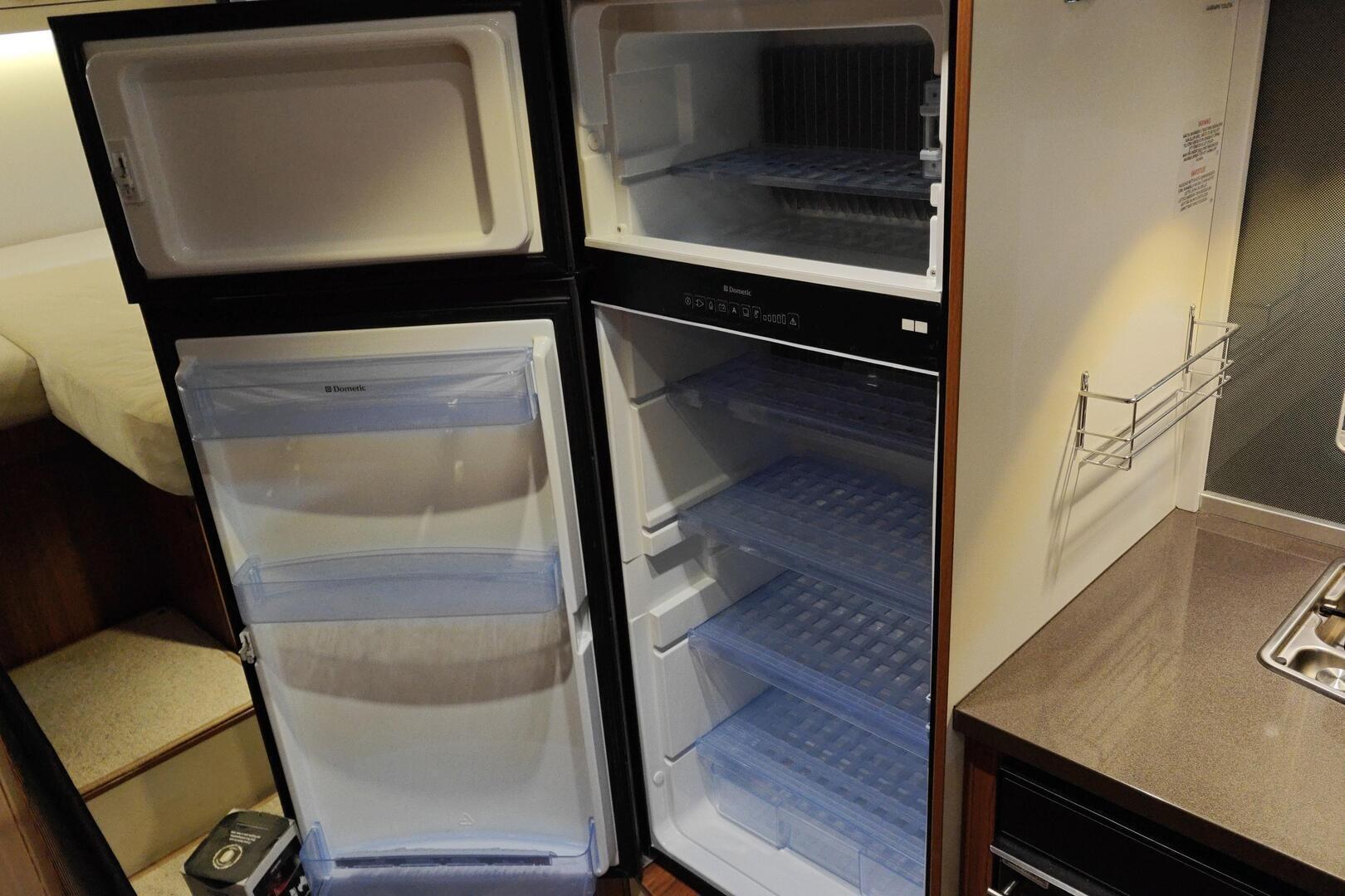 ADRIA Matrix Supreme M 687 SL 2015